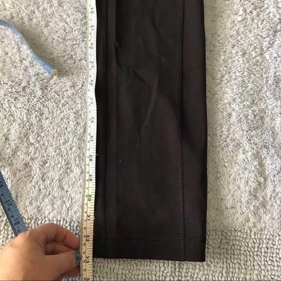 Lululemon skinny grooves black size 6 - Picture 7 of 7